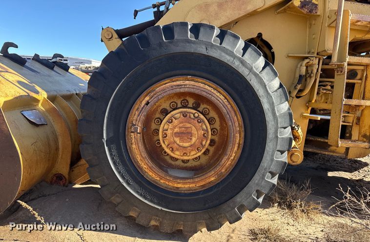 image for item EP2541 International Harvester H65 wheel loader