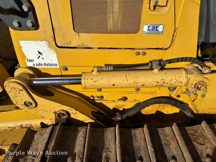 image for item EP2547 2011 Komatsu D37EX-22 dozer