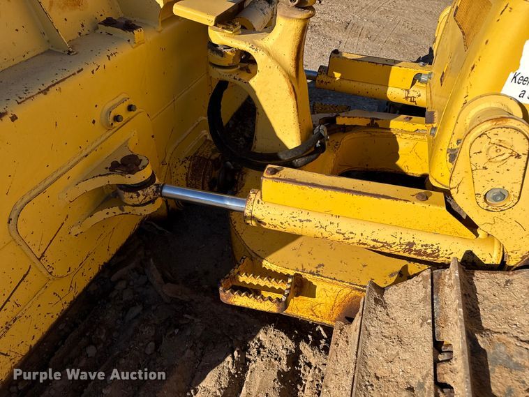 image for item EP2547 2011 Komatsu D37EX-22 dozer