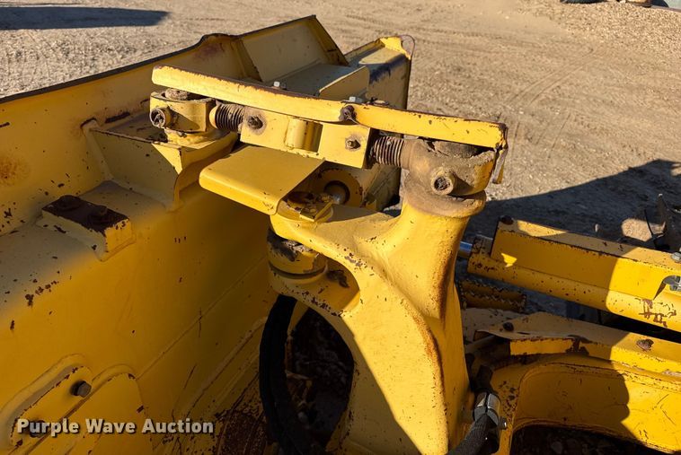 image for item EP2547 2011 Komatsu D37EX-22 dozer