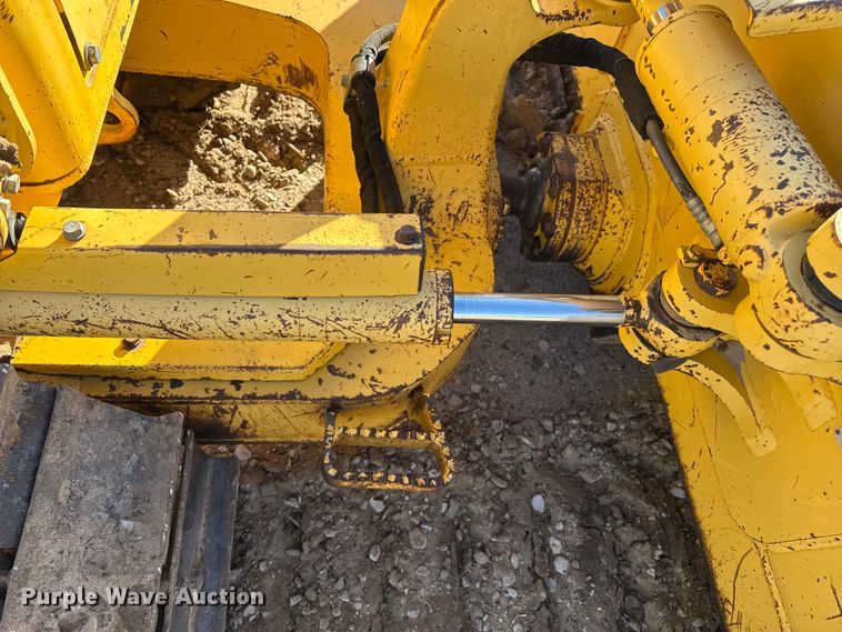 image for item EP2547 2011 Komatsu D37EX-22 dozer