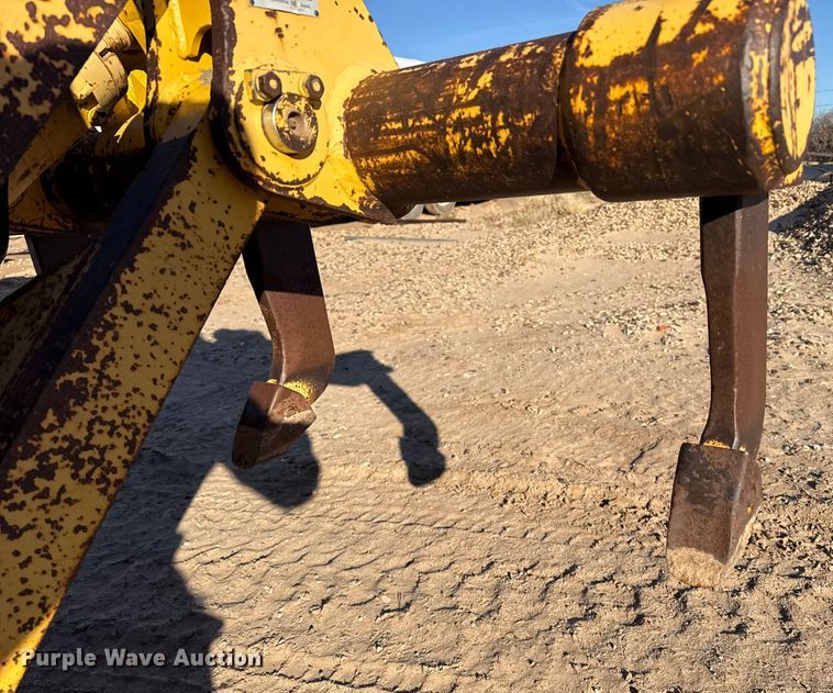 image for item EP2547 2011 Komatsu D37EX-22 dozer