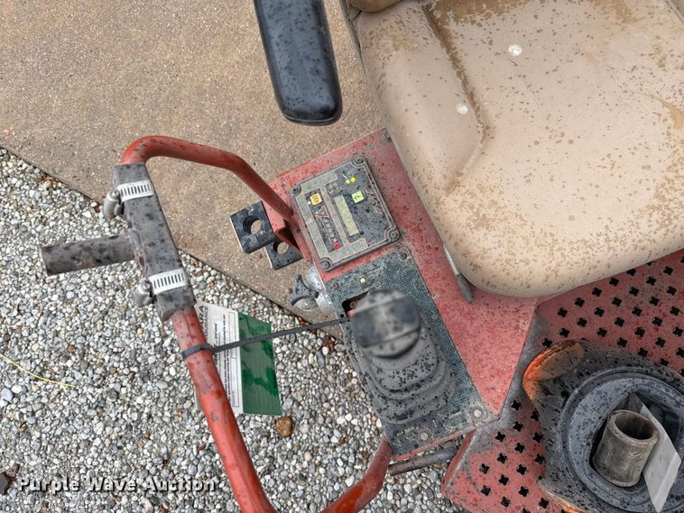 image for item EP2588 1993 Ditch Witch JT920L directional boring unit