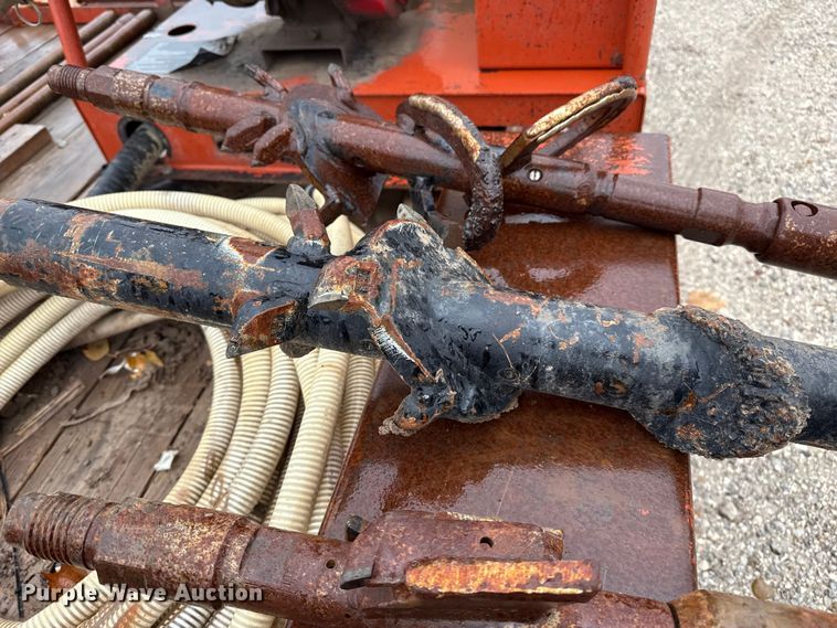 image for item EP2588 1993 Ditch Witch JT920L directional boring unit