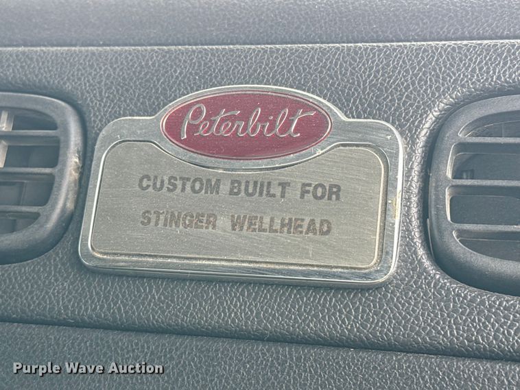 image for item EP2686 2013 Peterbilt 365 crane truck