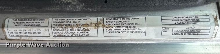 image for item EP2686 2013 Peterbilt 365 crane truck