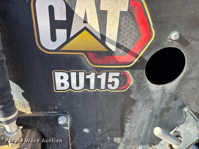image for item EQ7002 2020 Caterpillar BU115 skid steer broom