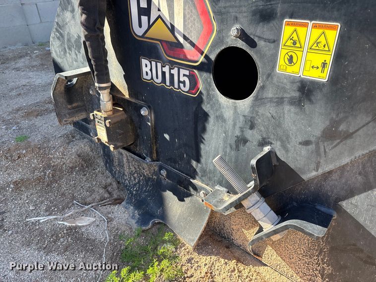 image for item EQ7002 2020 Caterpillar BU115 skid steer broom