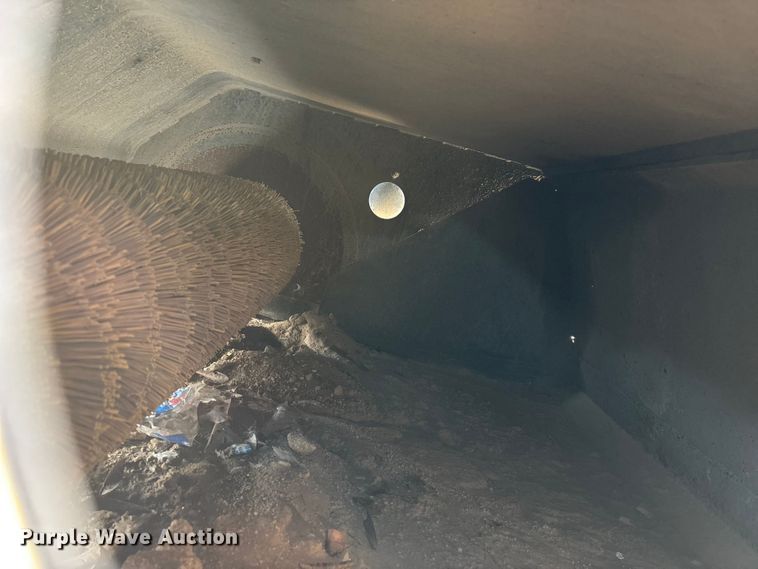 image for item EQ7002 2020 Caterpillar BU115 skid steer broom