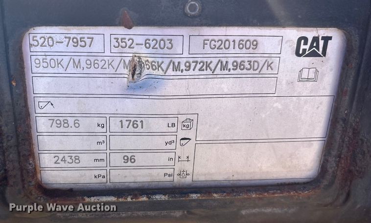 image for item EQ7004 Caterpillar forks