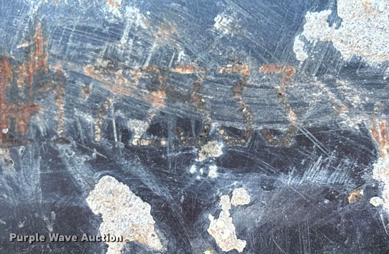 image for item EQ7007 Caterpillar backhoe bucket