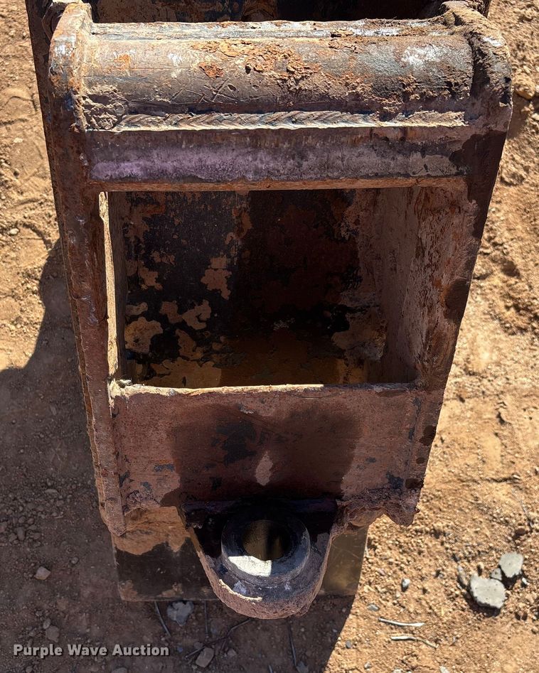 image for item EQ7008 Caterpillar compaction wheel