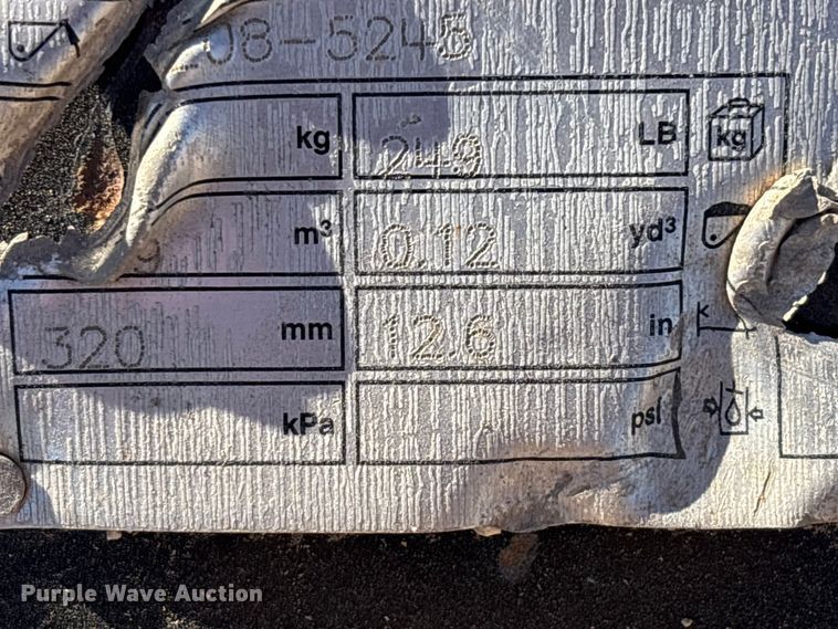 image for item EQ7009 Caterpillar bucket