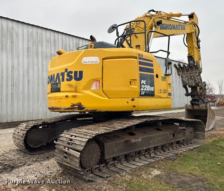 image for item ER0286 2015 Komatsu PC228USLC-10 excavator