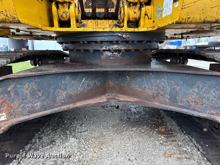 image for item ER0286 2015 Komatsu PC228USLC-10 excavator