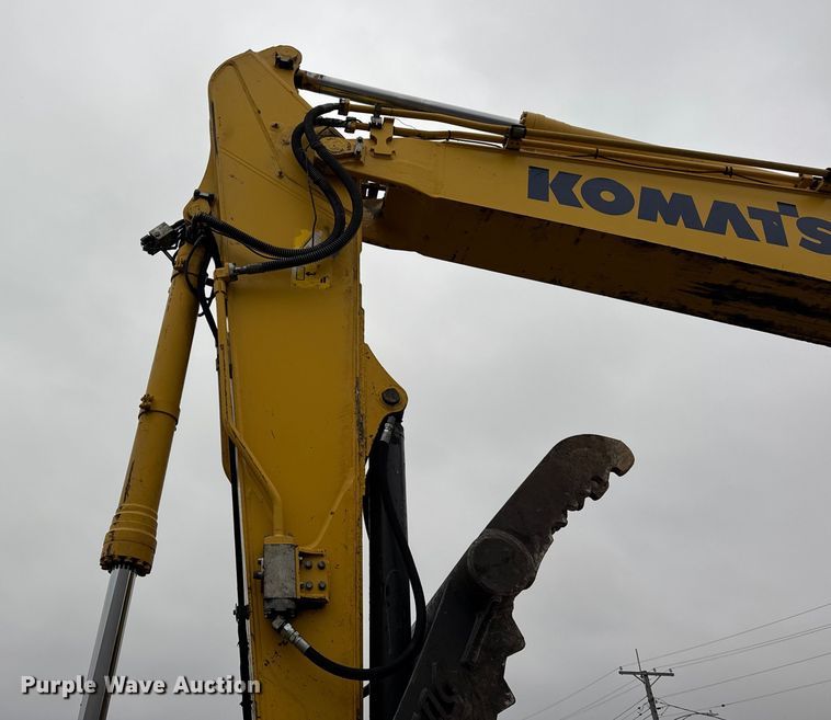 image for item ER0286 2015 Komatsu PC228USLC-10 excavator