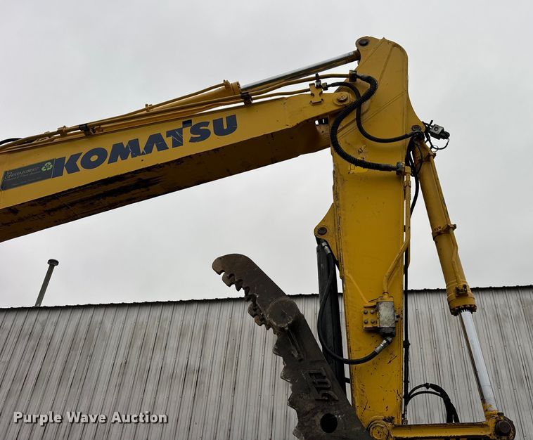 image for item ER0286 2015 Komatsu PC228USLC-10 excavator