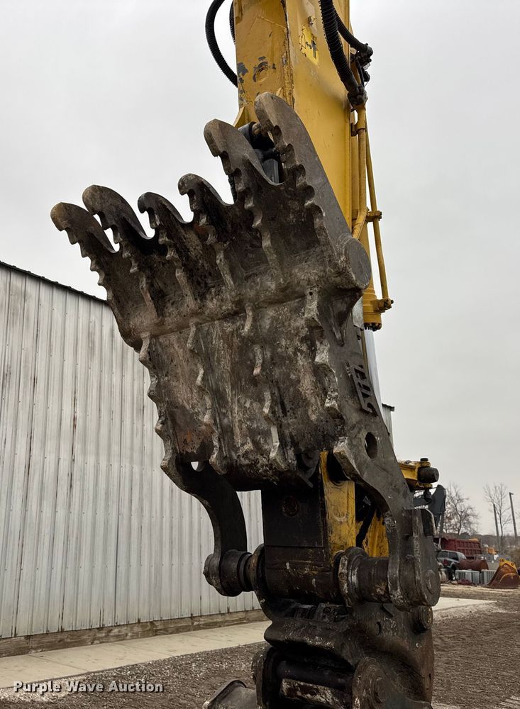 image for item ER0286 2015 Komatsu PC228USLC-10 excavator