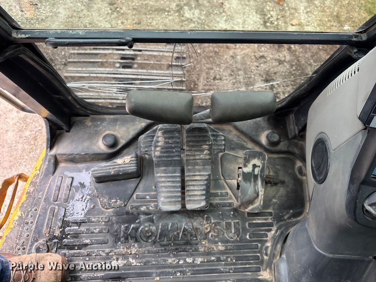 image for item ER0286 2015 Komatsu PC228USLC-10 excavator