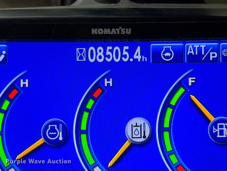 image for item ER0286 2015 Komatsu PC228USLC-10 excavator