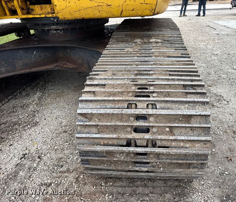 image for item ER0286 2015 Komatsu PC228USLC-10 excavator