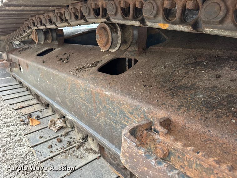 image for item ER0286 2015 Komatsu PC228USLC-10 excavator