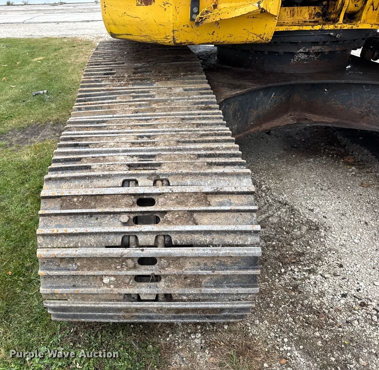 image for item ER0286 2015 Komatsu PC228USLC-10 excavator