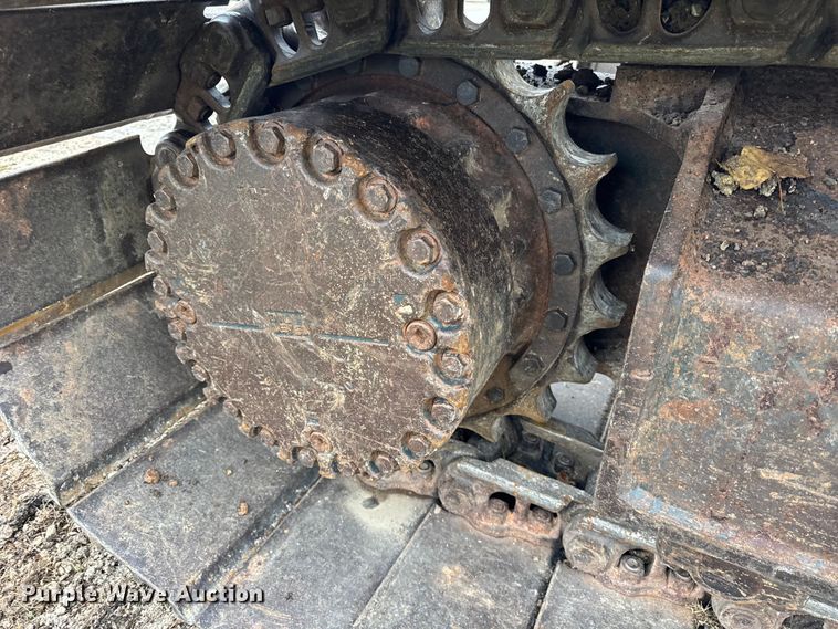 image for item ER0286 2015 Komatsu PC228USLC-10 excavator