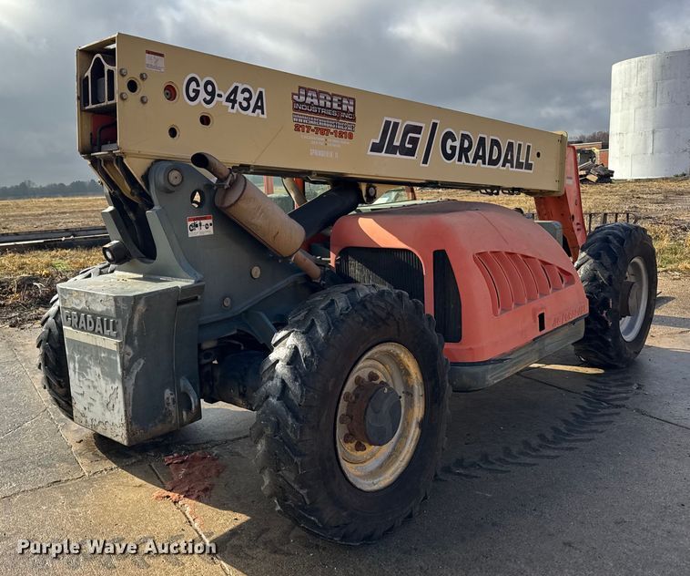 image for item ER0302 2004 JLG Gradall G9-43A telehandler