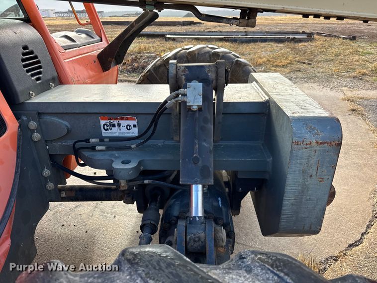 image for item ER0302 2004 JLG Gradall G9-43A telehandler