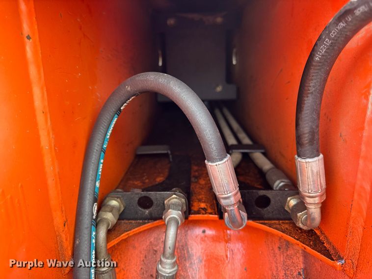 image for item ER0302 2004 JLG Gradall G9-43A telehandler