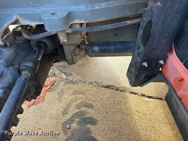 image for item ER0302 2004 JLG Gradall G9-43A telehandler