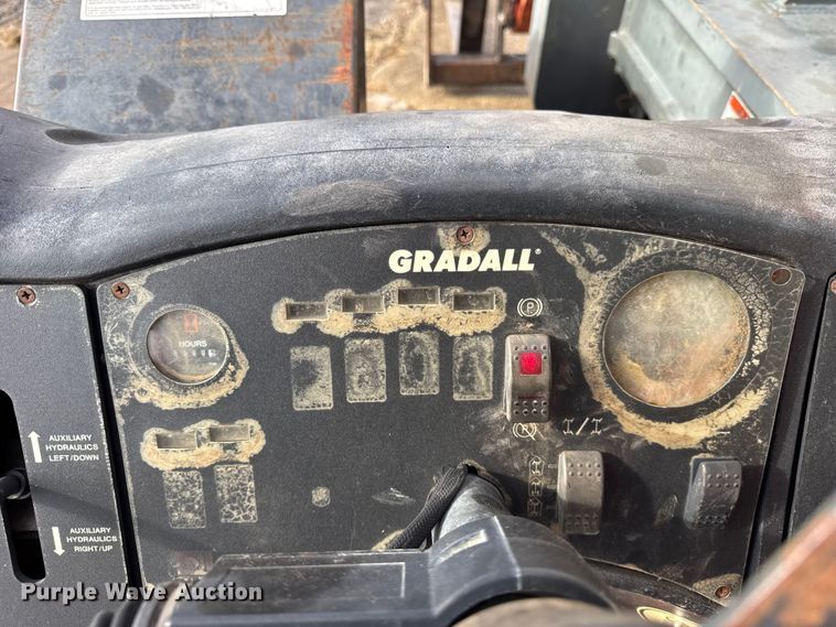 image for item ER0302 2004 JLG Gradall G9-43A telehandler