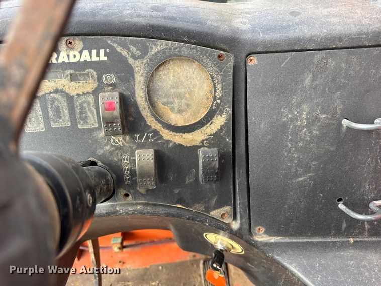 image for item ER0302 2004 JLG Gradall G9-43A telehandler