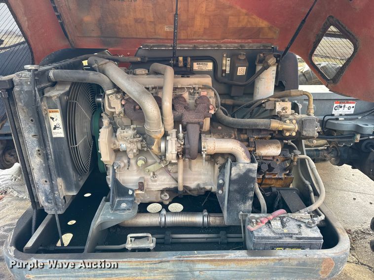 image for item ER0302 2004 JLG Gradall G9-43A telehandler