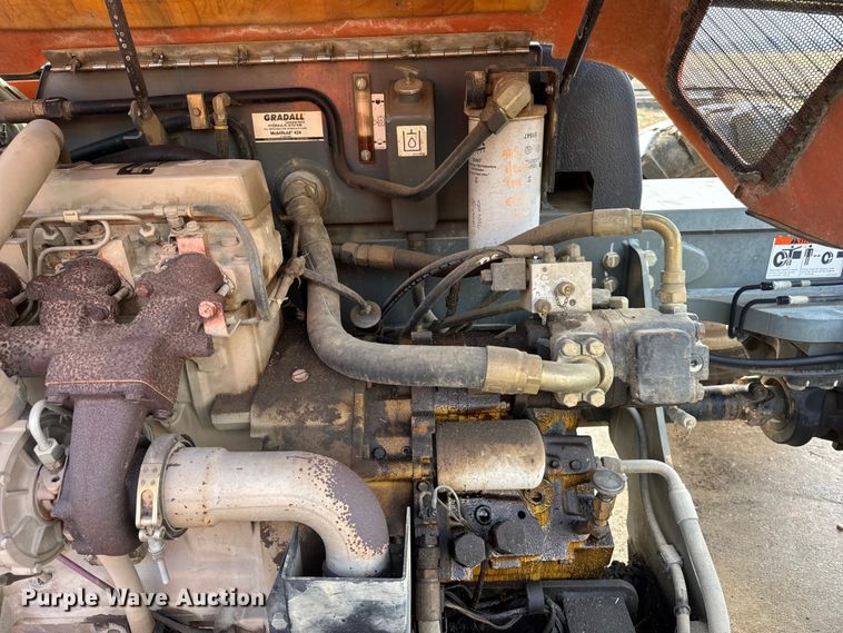 image for item ER0302 2004 JLG Gradall G9-43A telehandler