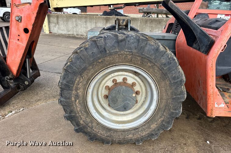 image for item ER0302 2004 JLG Gradall G9-43A telehandler