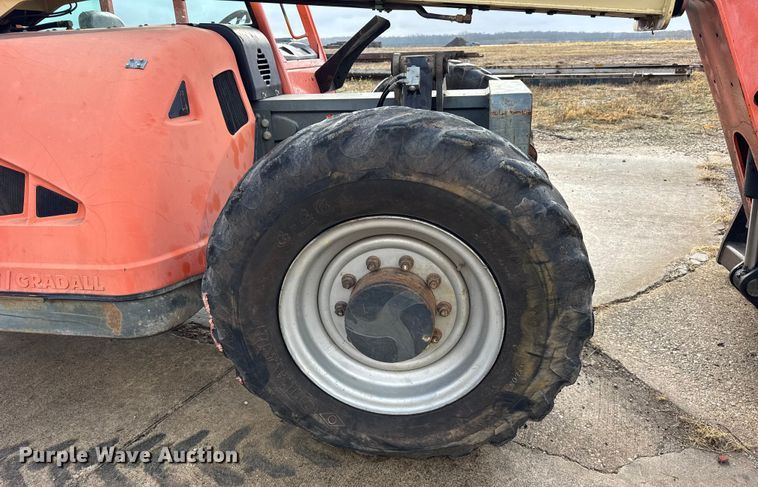 image for item ER0302 2004 JLG Gradall G9-43A telehandler