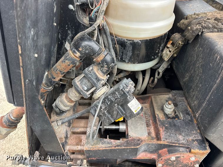 image for item ER0304 2007 Ditch Witch JT2020 Mach 1 directional boring unit