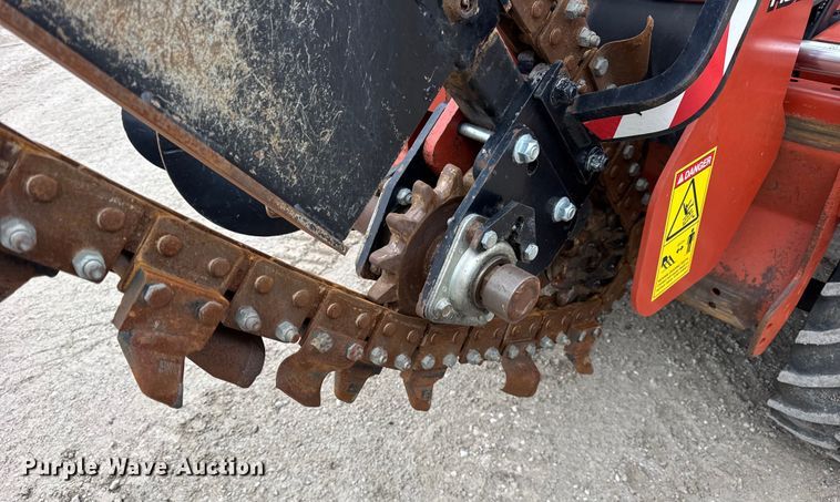 image for item ER0305 2015 Ditch Witch RT45 trencher