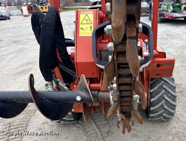 image for item ER0305 2015 Ditch Witch RT45 trencher