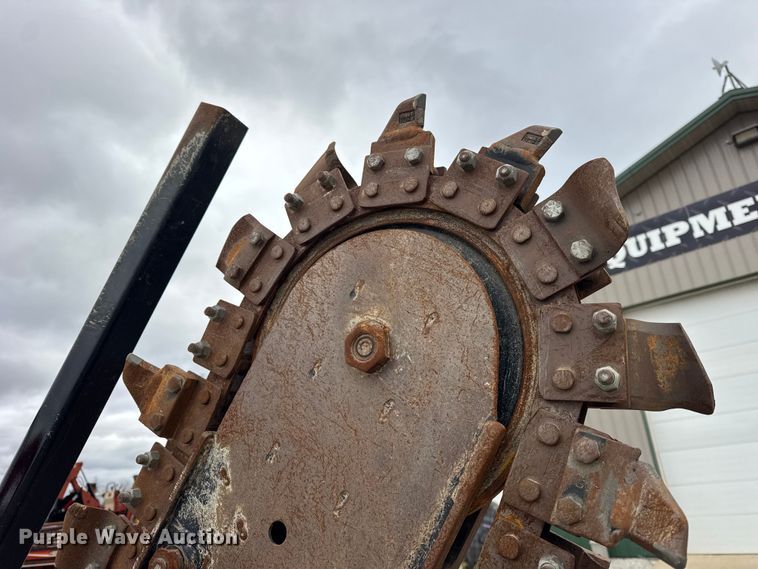 image for item ER0305 2015 Ditch Witch RT45 trencher