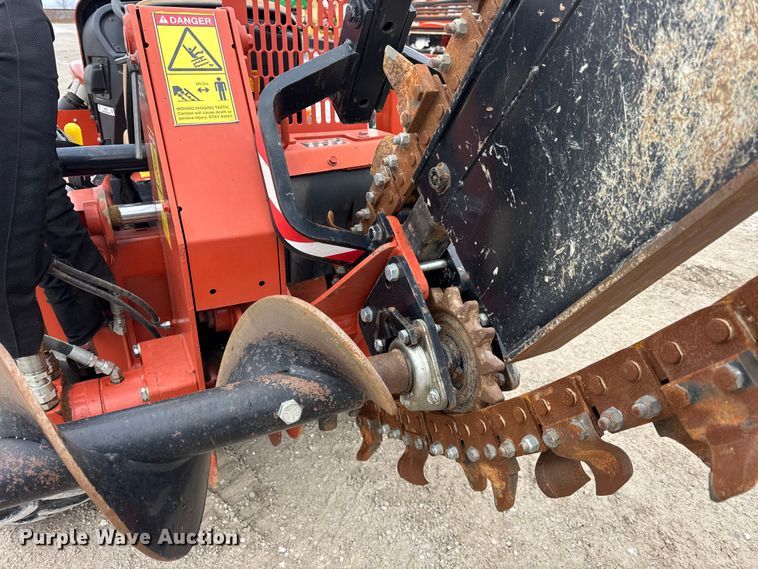 image for item ER0305 2015 Ditch Witch RT45 trencher