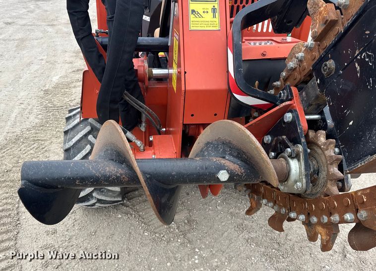 image for item ER0305 2015 Ditch Witch RT45 trencher