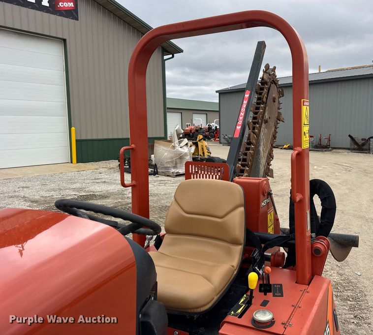image for item ER0305 2015 Ditch Witch RT45 trencher