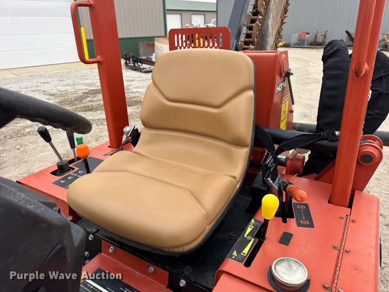 image for item ER0305 2015 Ditch Witch RT45 trencher