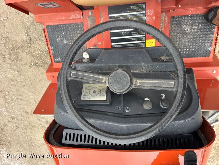 image for item ER0305 2015 Ditch Witch RT45 trencher