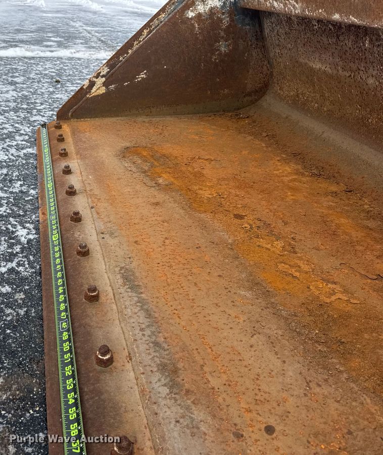 image for item ER0317 2013 Gehl 5640E Turbo skid steer loader