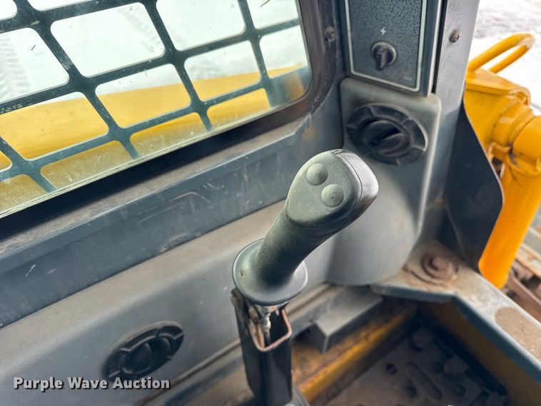 image for item ER0317 2013 Gehl 5640E Turbo skid steer loader