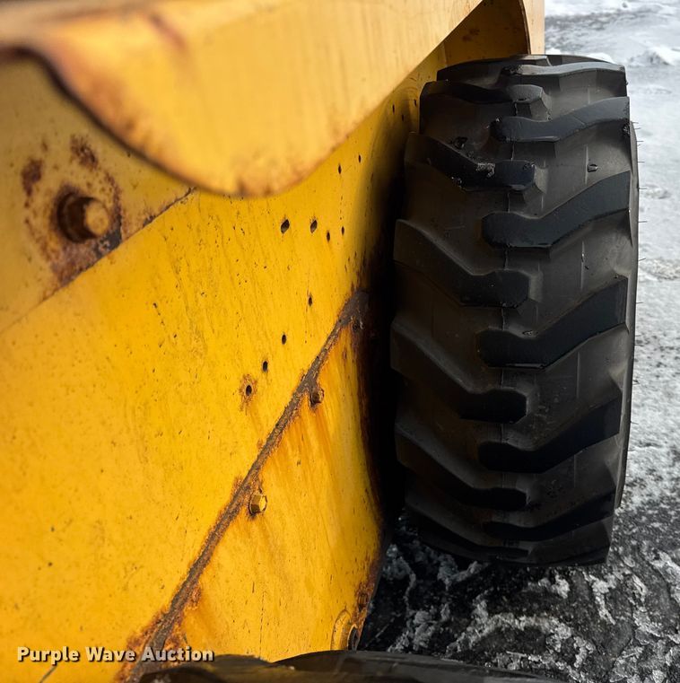 image for item ER0317 2013 Gehl 5640E Turbo skid steer loader